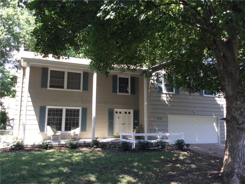 5204 Spring Ave, Kansas City, MO 64113