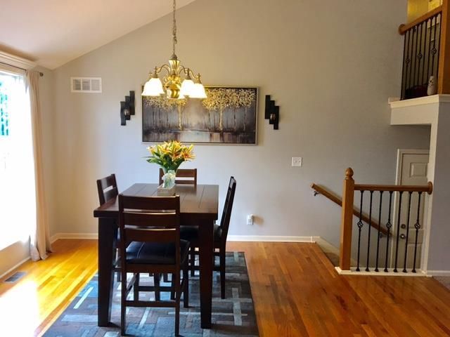 8302 NE 97th St, Kansas City, MO 64157