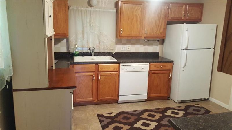 620 Walnut St, Leavenworth, KS 66048