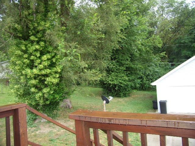 1020 E Buddy St, St Joseph, MO 64504