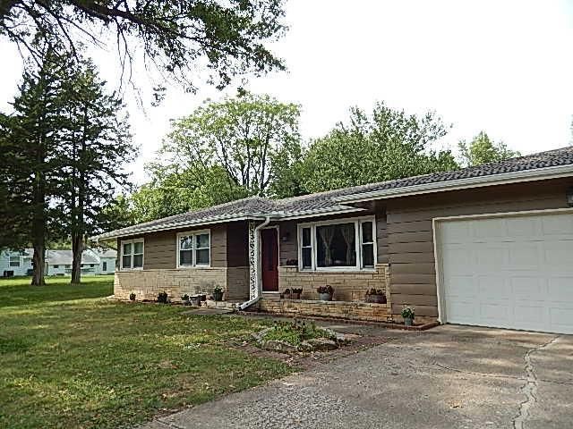 621 E 15th St, Ottawa, KS 66067