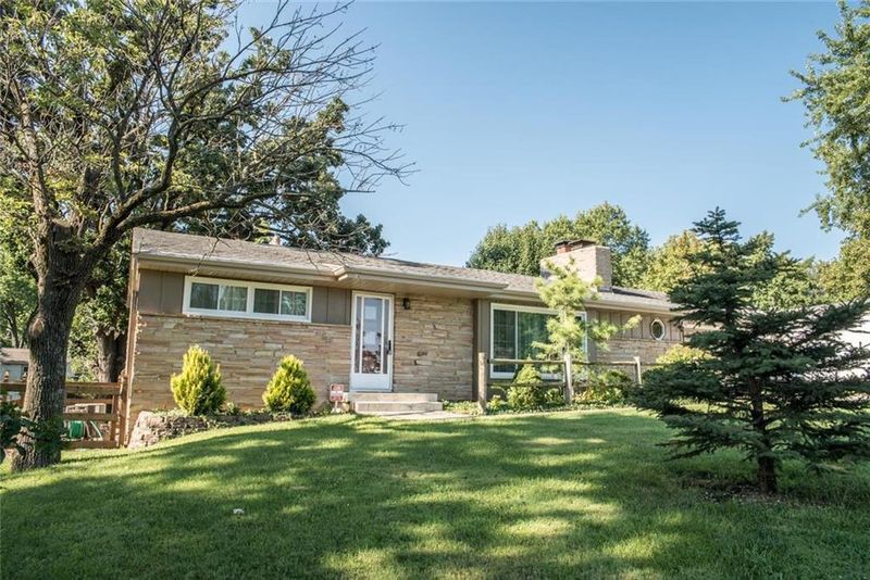 3705 NW 63rd St, Kansas City, MO 64151