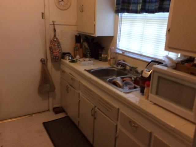 2312 E 71st Ter, Kansas City, MO 64132