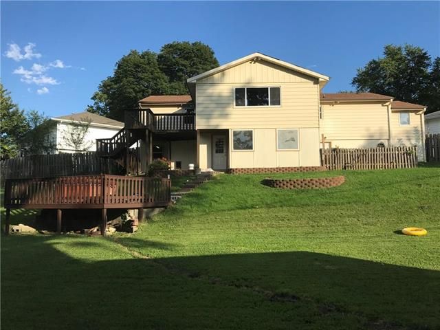 5400 Elm Ave, Raytown, MO 64133
