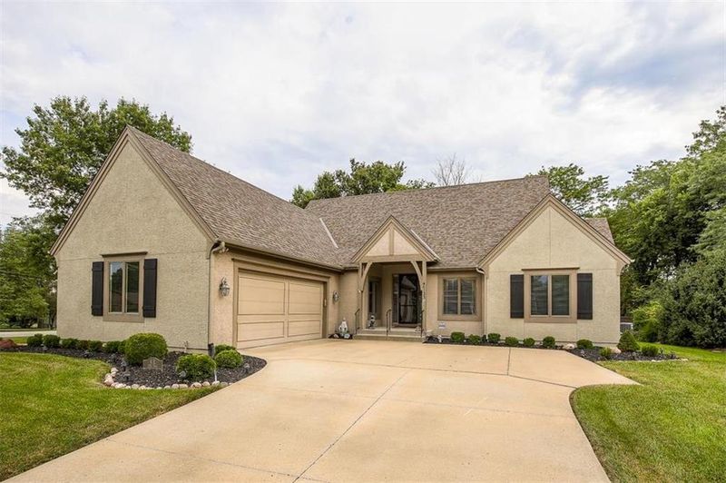 4 E 125th Ter, Kansas City, MO 64145