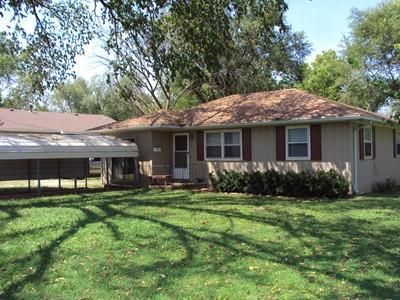 715 E National St, Fort Scott, KS 66701