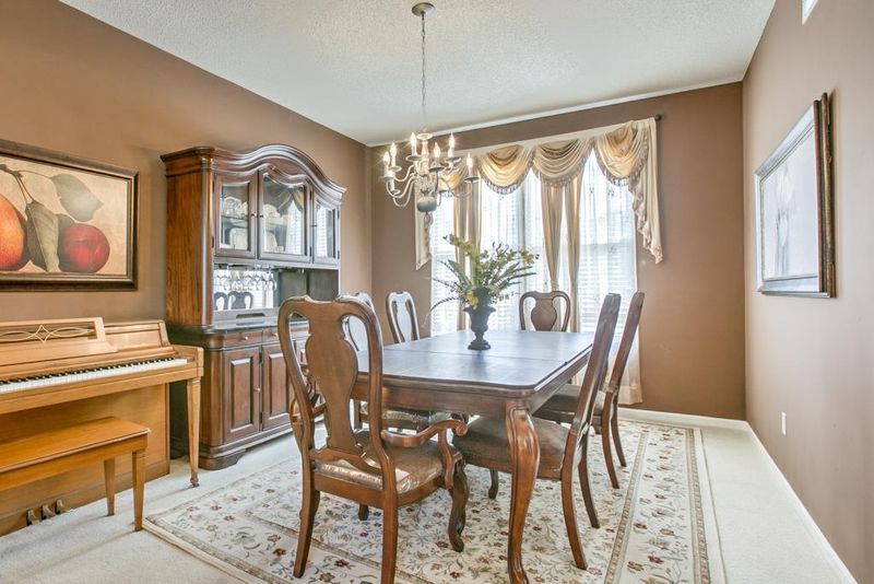 15547 Valley View Dr, Overland Park, KS 66223