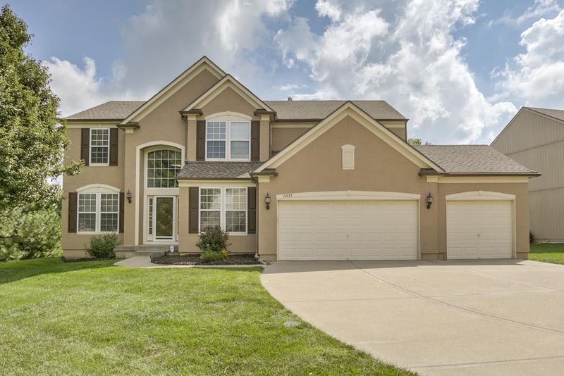15547 Valley View Dr, Overland Park, KS 66223