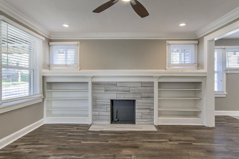 3800 E 36th St, Kansas City, MO 64128