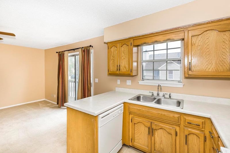 5411 NW 84th Ct, Kansas City, MO 64153