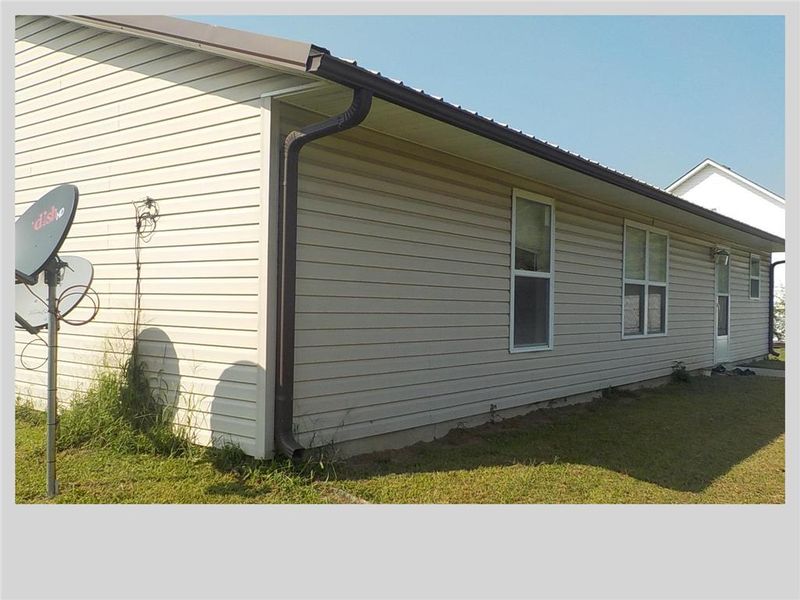 139 NW 171st Rd, Warrensburg, MO 64093