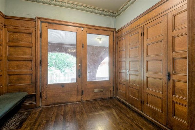 3315 Harrison St, Kansas City, MO 64109
