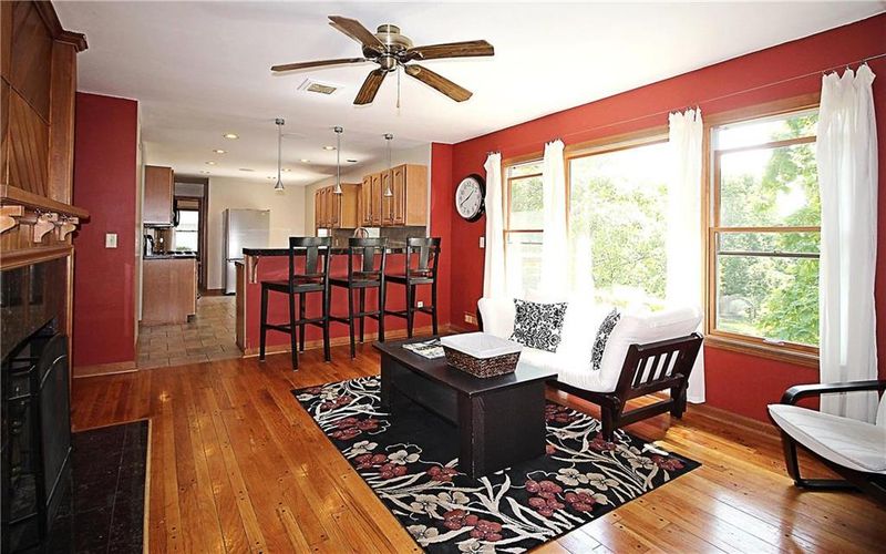 531 E Santa Fe Trl, Kansas City, MO 64145