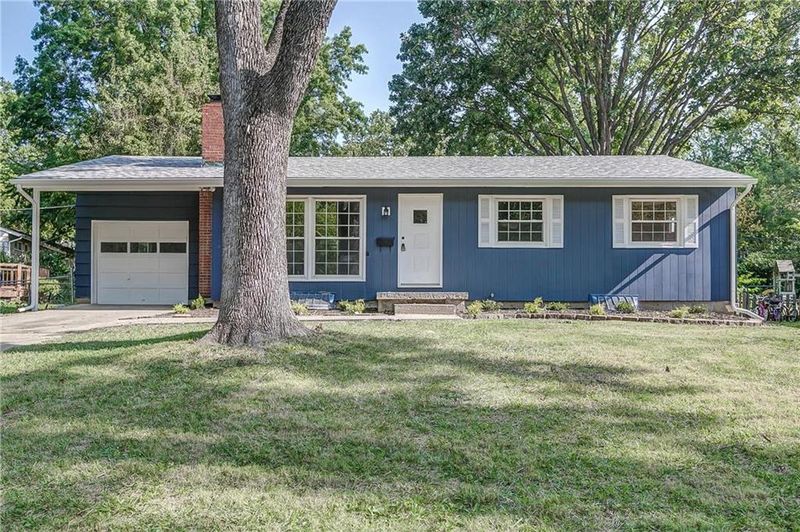 7133 Lowell Dr, Overland Park, KS 66205