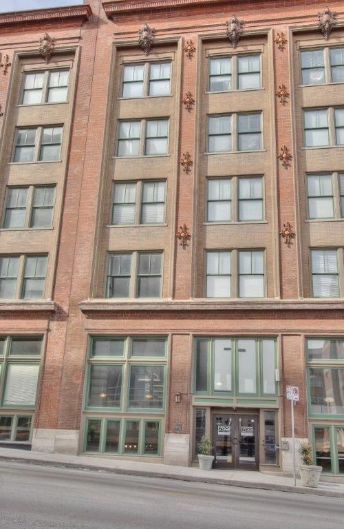 700 Broadway Ave #210, Kansas City, MO 64105