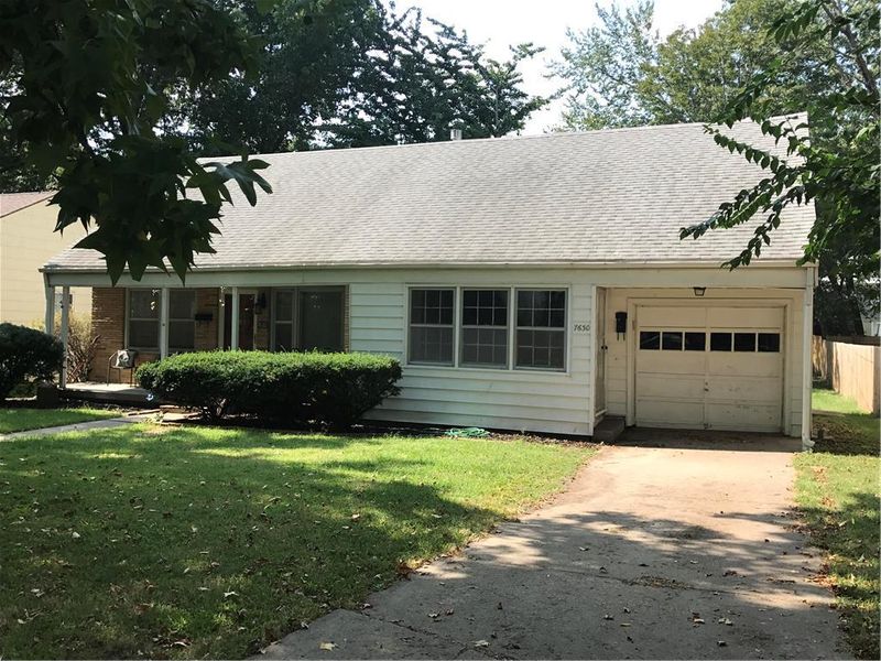7630 Baltimore Ave, Kansas City, MO 64113