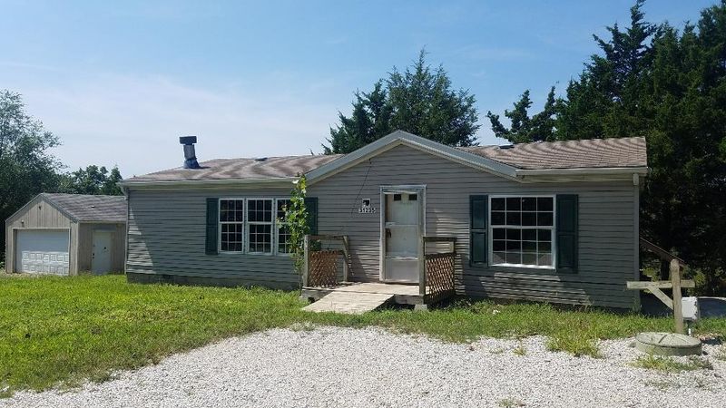 31235 Highline Dr, Warsaw, MO 65355
