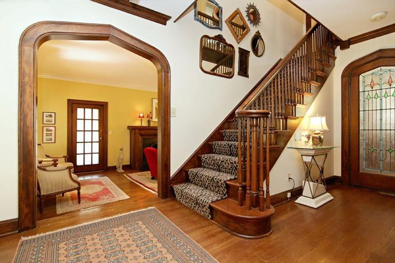202 E 68 St, Kansas City, MO 64113