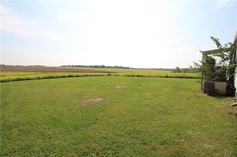 303 Elm St, Emma, MO 65327