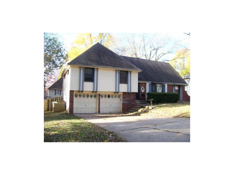 13105 E 53rd St, Kansas City, MO 64133
