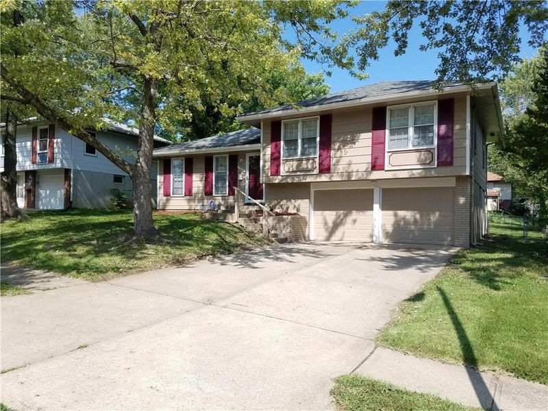 7920 E 118th St, Kansas City, MO 64134