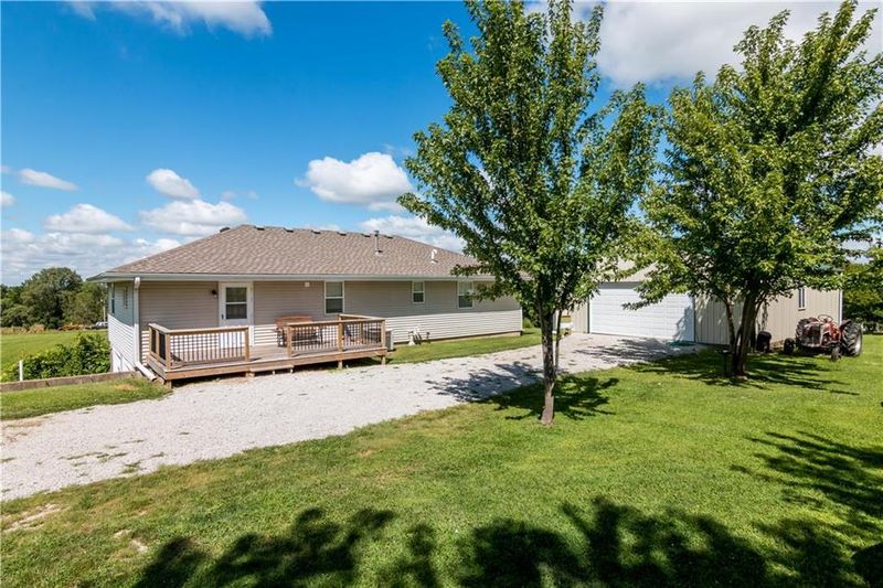 1428 Tt Hw, Bates City, MO 64011