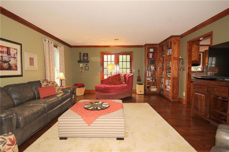 3102 NW 57th Ter, Kansas City, MO 64151
