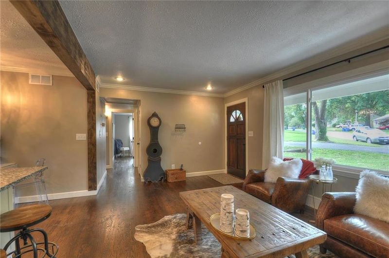7409 Maple Ln, Overland Park, KS 66208