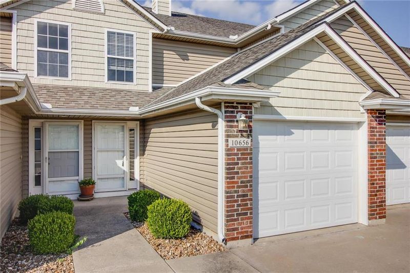10656 E 46th St, Kansas City, MO 64133