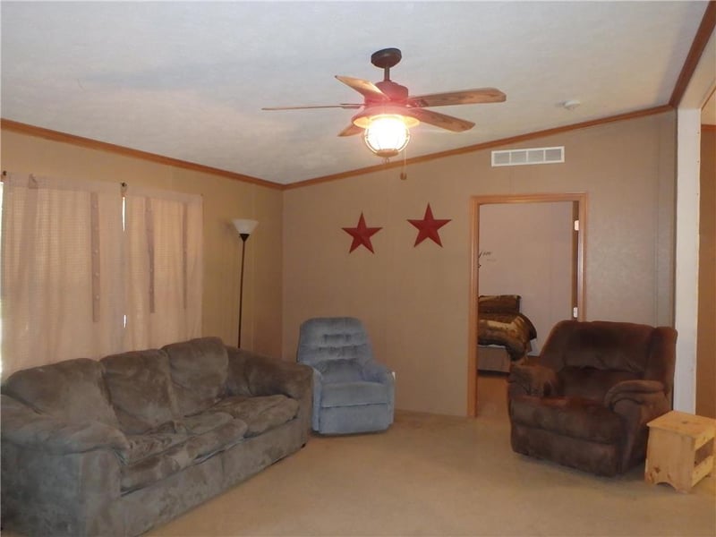 215 Mansur St, Chula, MO 64635