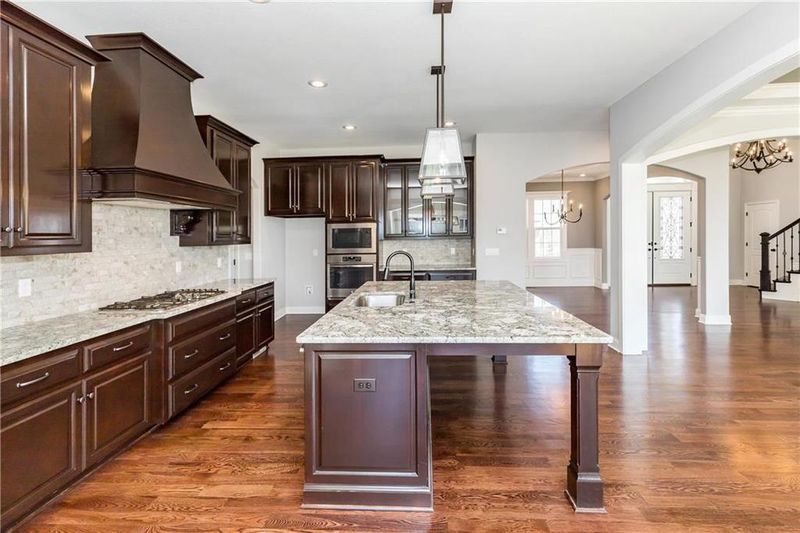 15744 Chadwick St, Overland Park, KS 66224