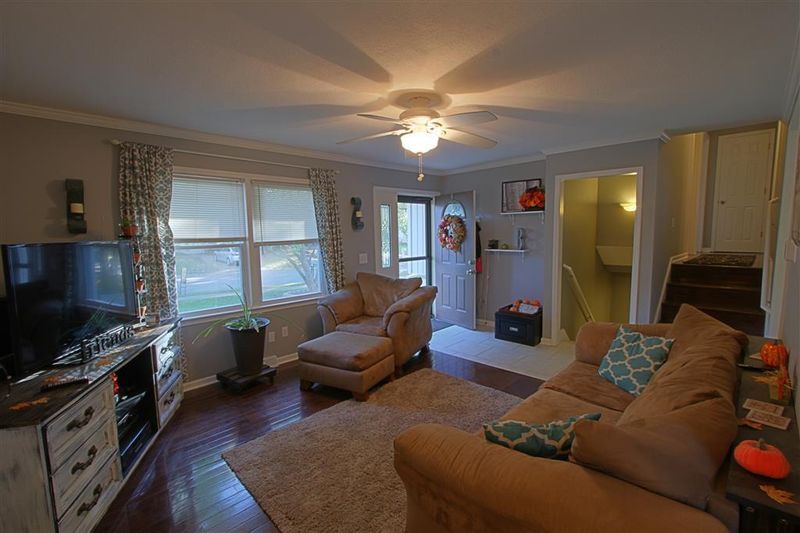122 Sherri Ln, Excelsior Springs, MO 64024
