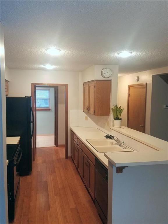 15507 Floyd St, Overland Park, KS 66223