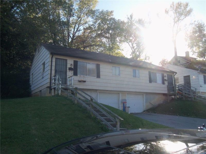 1809 E 48th St, Kansas City, MO 64130