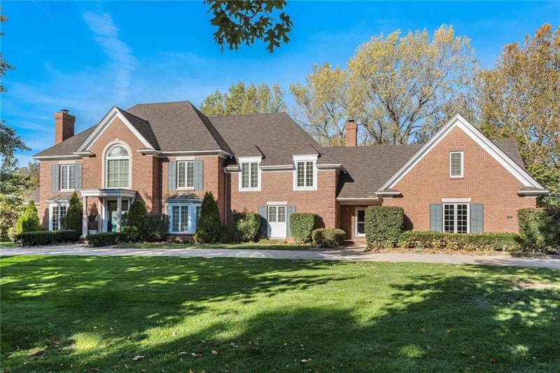 4312 N Hickory Ln, Kansas City, MO 64116