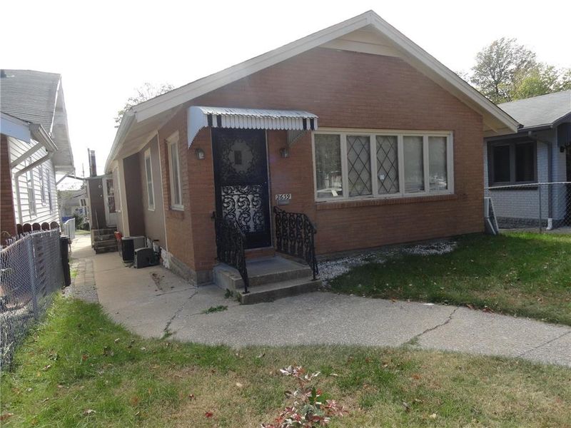 2639 E 8th St, Kansas City, MO 64124
