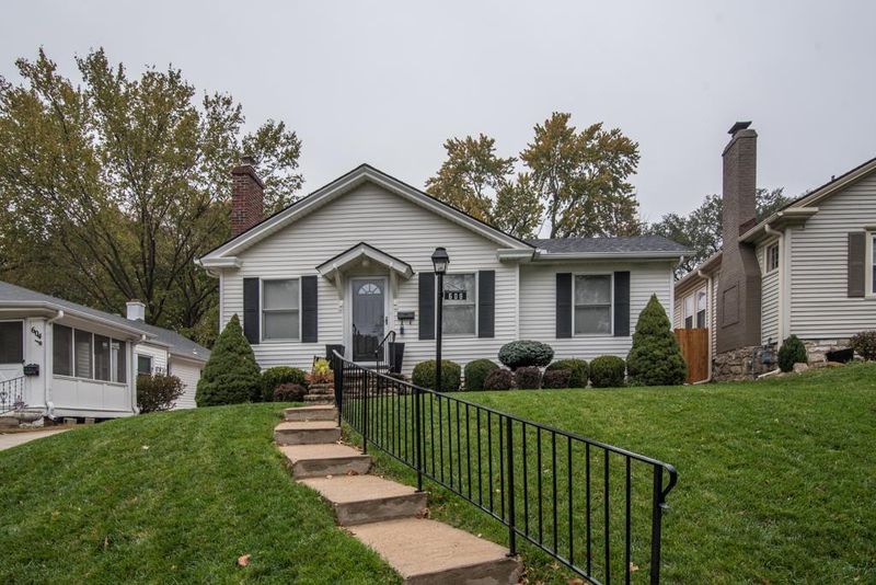 608 E 61 Ter, Kansas City, MO 64110