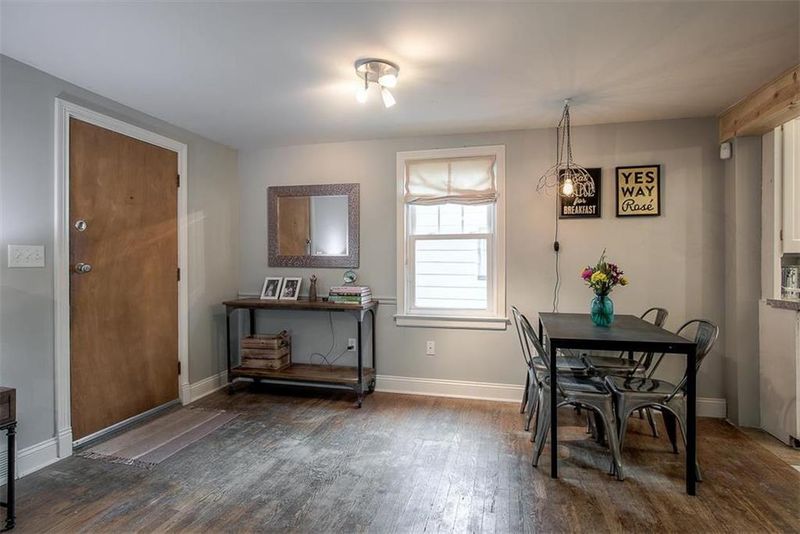 7812 Main St, Kansas City, MO 64114