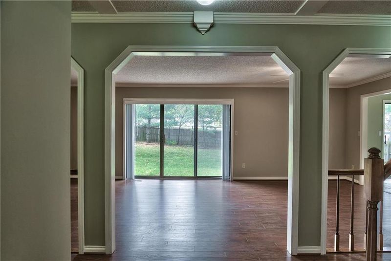 9317 E 90 Ter, Kansas City, MO 64138
