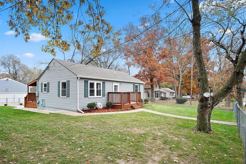 2417 Maple Ave, Leavenworth, KS 66048