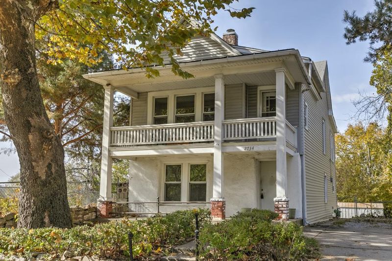 2734 Belleview Ave, Kansas City, MO 64108
