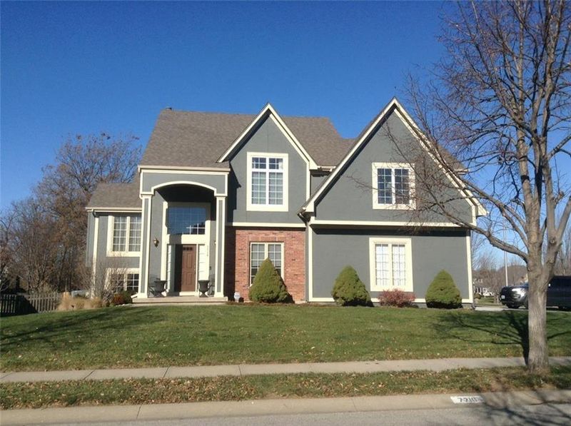 7716 Breckenridge Ave, Kansas City, MO 64139