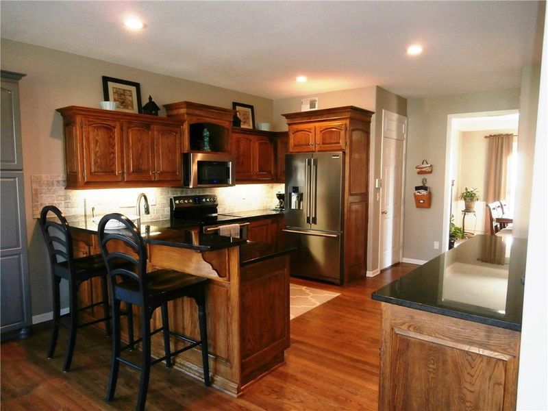 7716 Breckenridge Ave, Kansas City, MO 64139