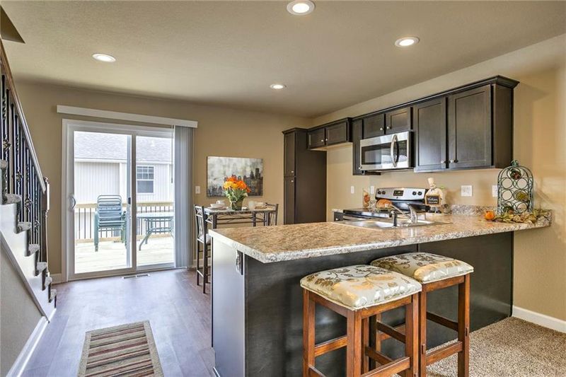 227 Pointe Ln, Raymore, MO 64083