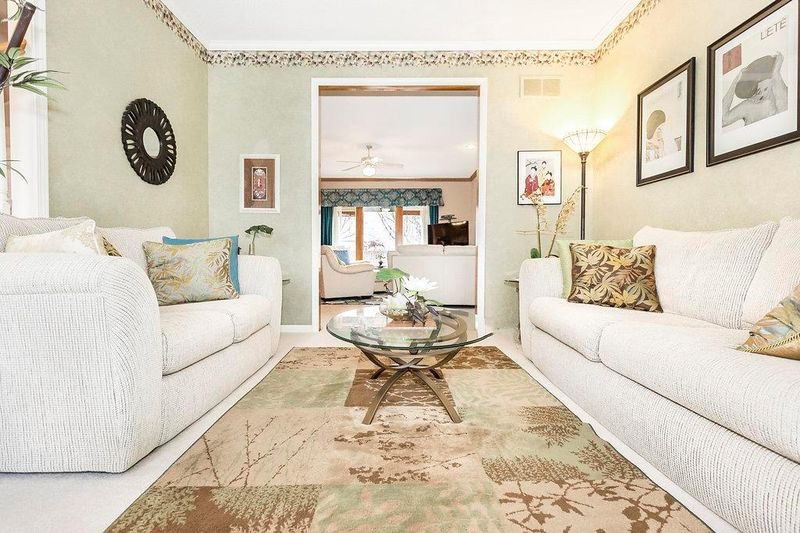 12214 Beverly St, Overland Park, KS 66209