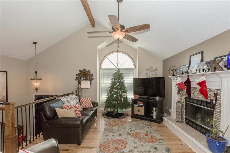 15012 W 124th St, Olathe, KS 66062