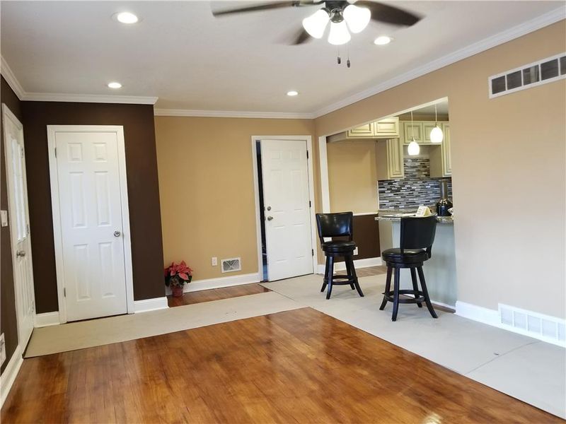 200 E 127th St, Kansas City, MO 64145