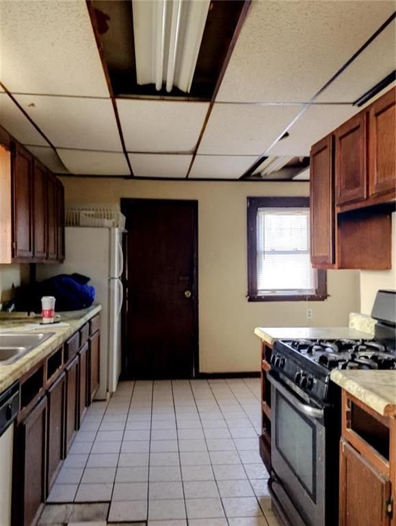 3421 Monroe Ave, Kansas City, MO 64128