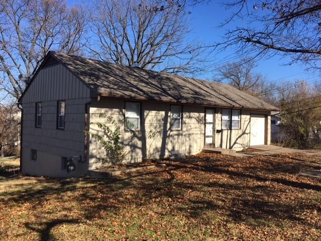 11136 E 9th St, Independence, MO 64054