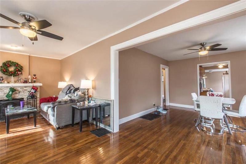 316 E 75th St, Kansas City, MO 64114